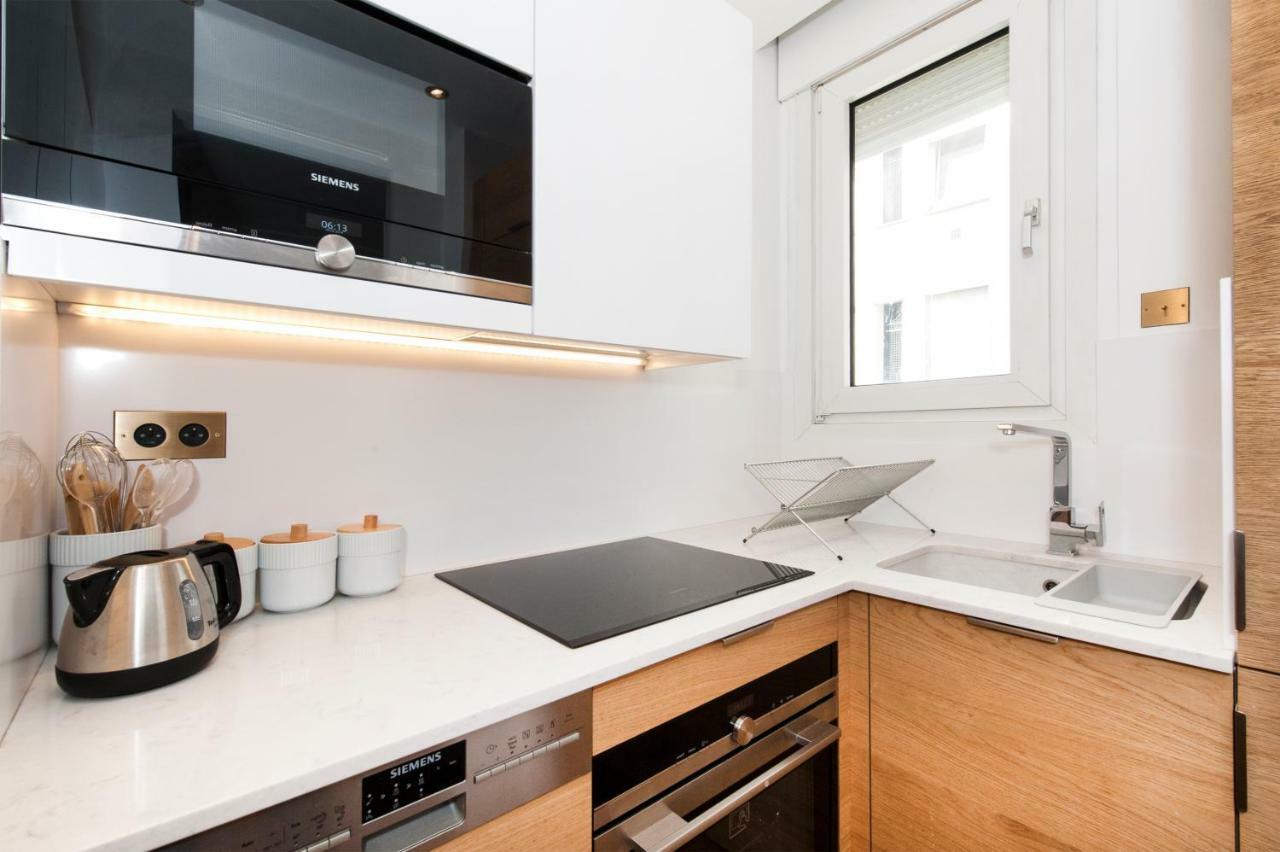 Luxury Montaigne Apartment Paris Ngoại thất bức ảnh