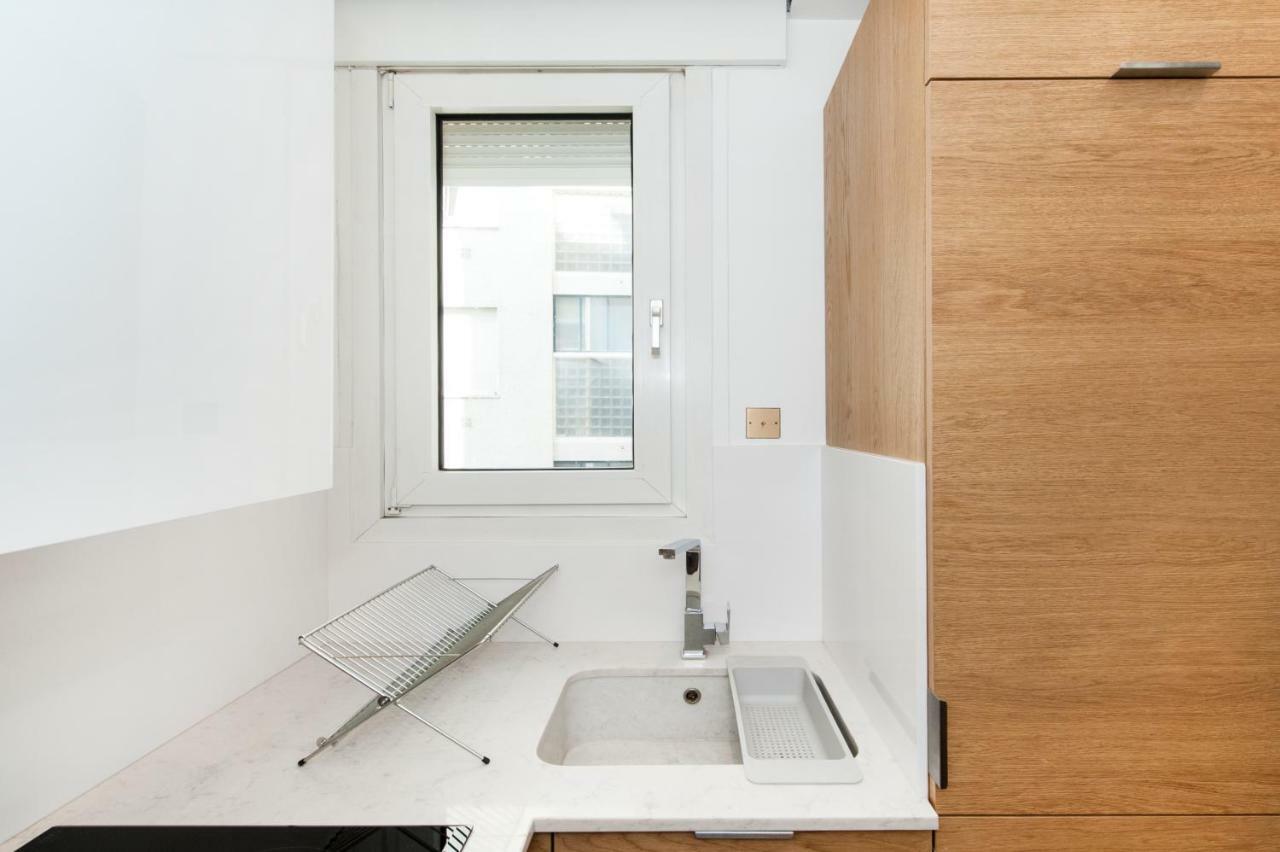 Luxury Montaigne Apartment Paris Ngoại thất bức ảnh
