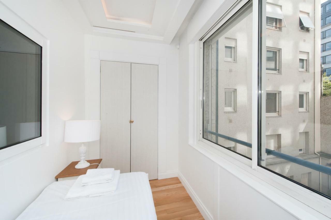 Luxury Montaigne Apartment Paris Ngoại thất bức ảnh